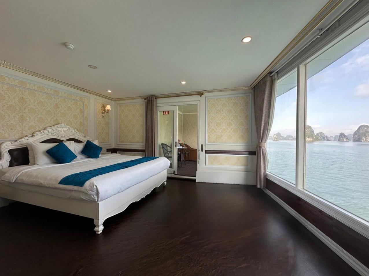 Halong Aquamarine Royal Cruise Hotel Ха Лонг Екстериор снимка