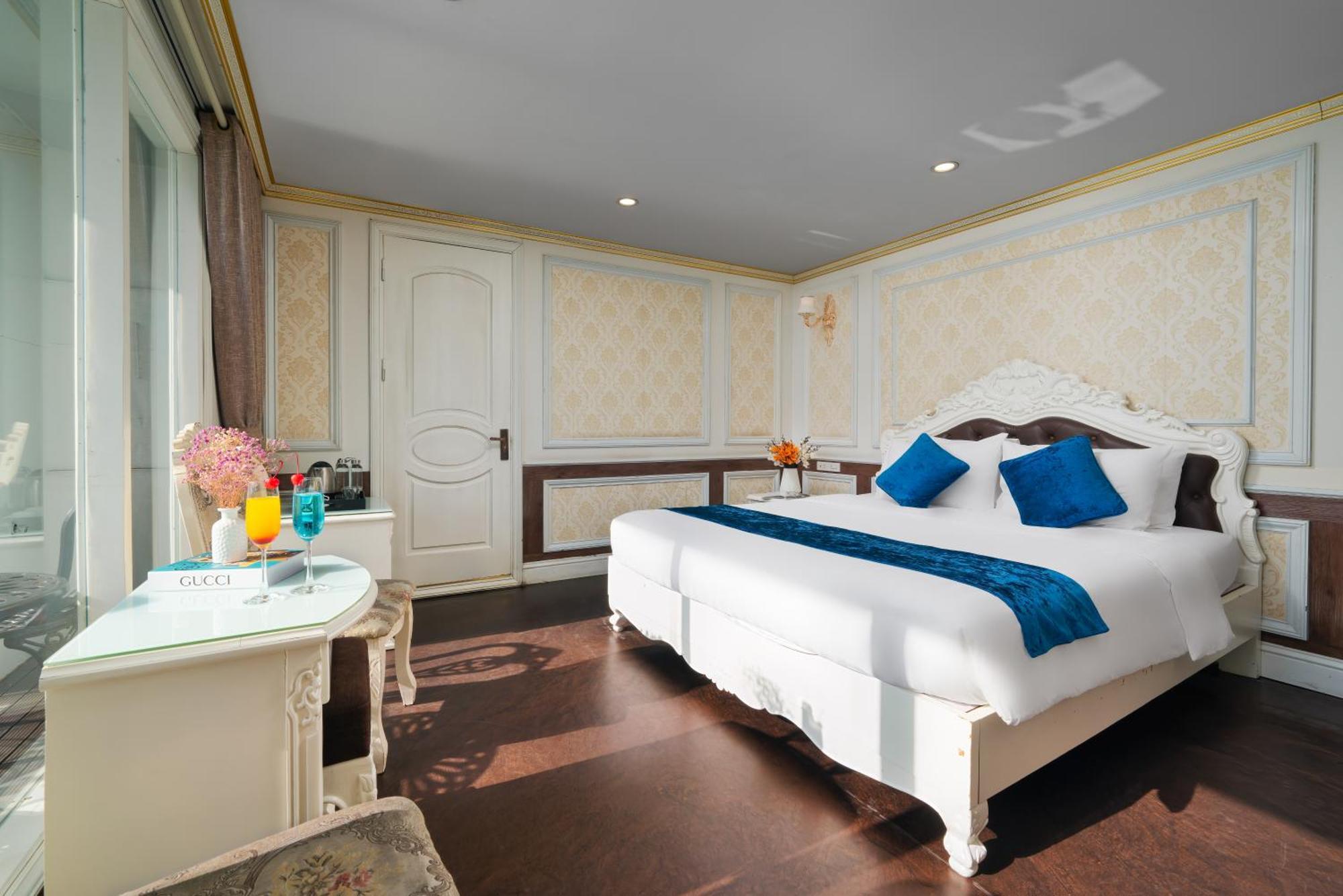 Halong Aquamarine Royal Cruise Hotel Ха Лонг Екстериор снимка