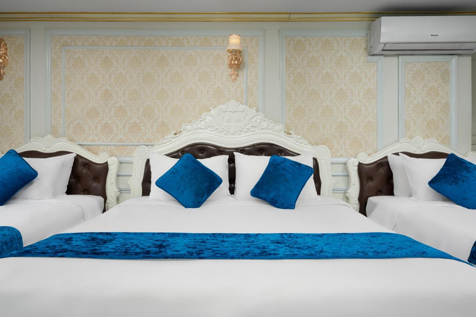 Halong Aquamarine Royal Cruise Hotel Ха Лонг Екстериор снимка